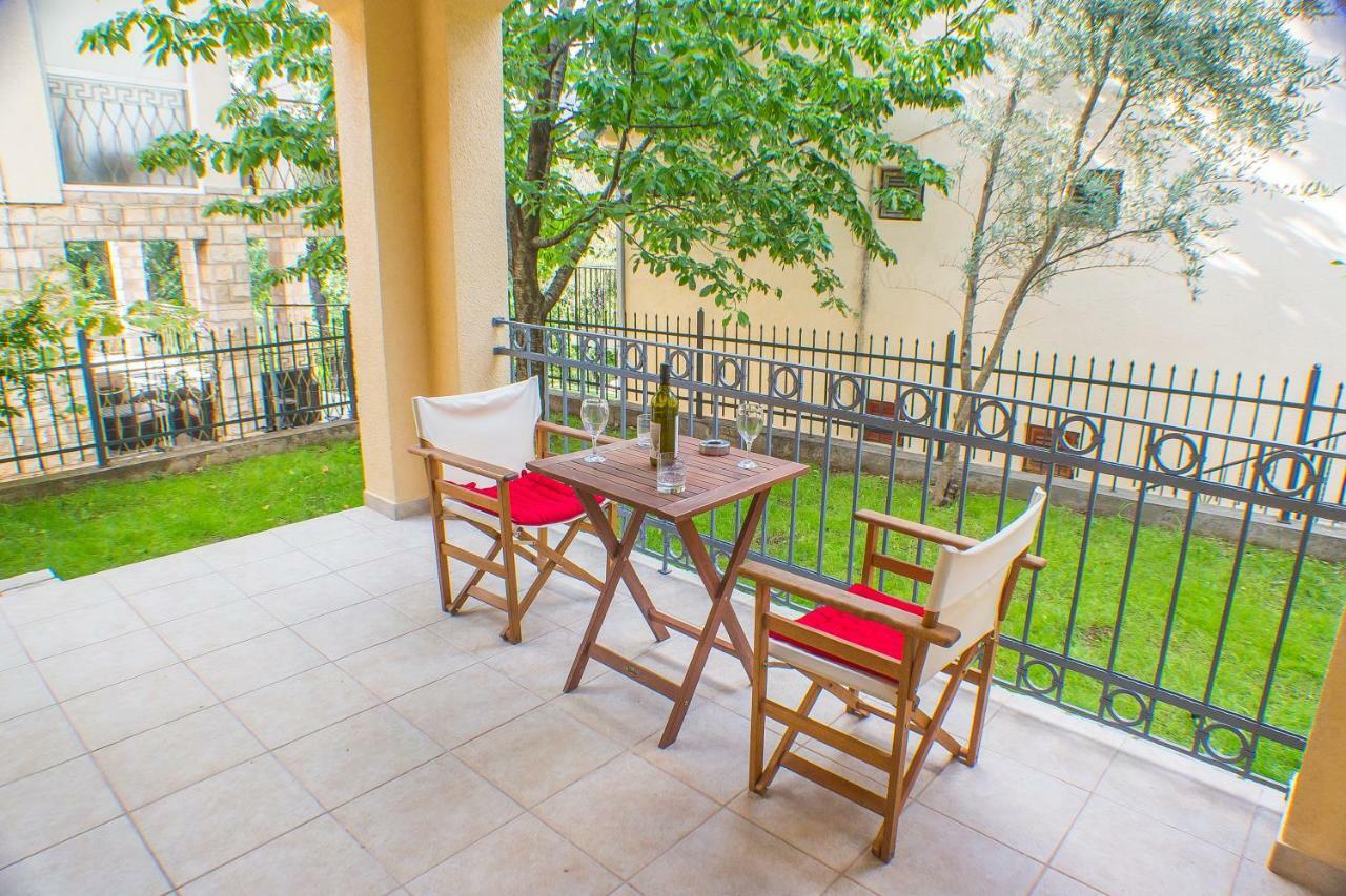 Villa Svetlana Prcanj Luaran gambar